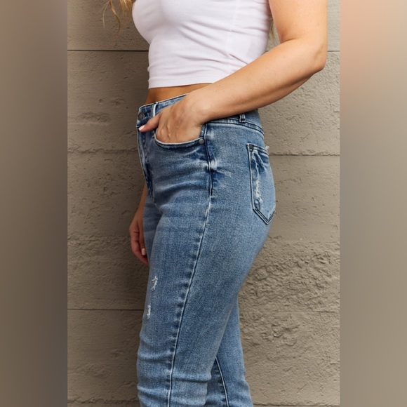 Judy Blue Kayla Full Size High Waist Distressed Slim Jeans NEW - Picture 7 of 7